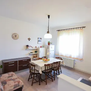F-holiday Apartment