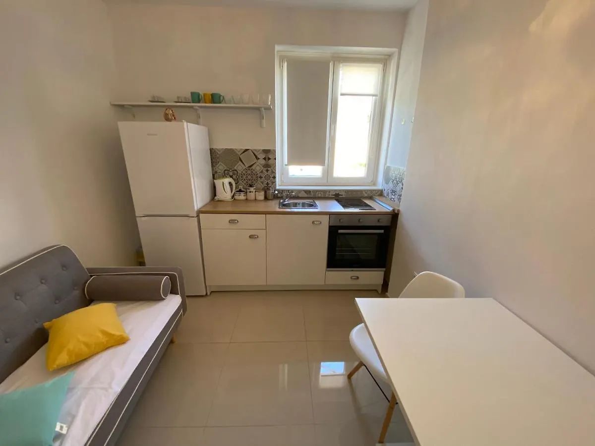 Apartment Anna 扎达尔